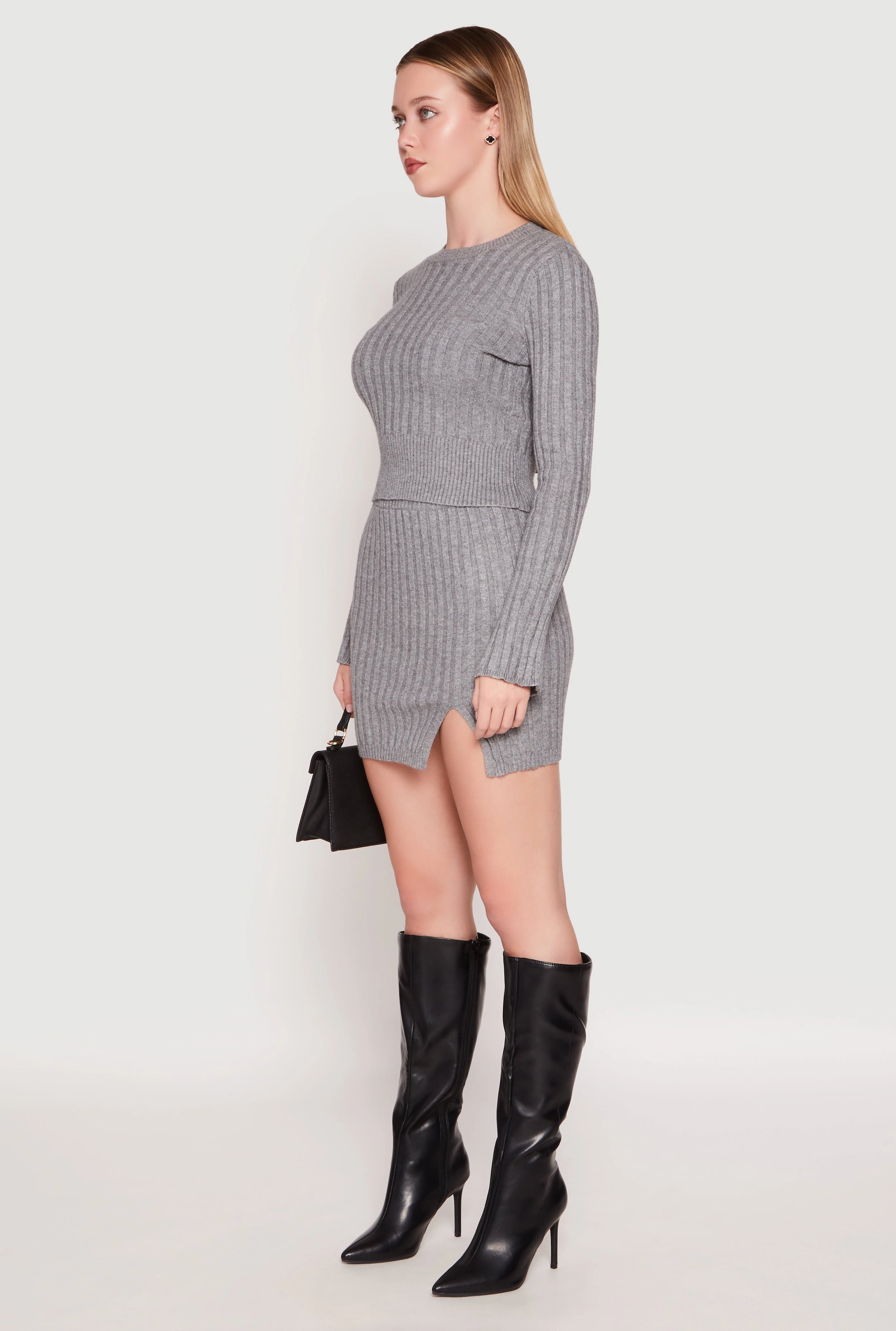 Almost Famous Ribbed Knit Long Sleeve Sweater