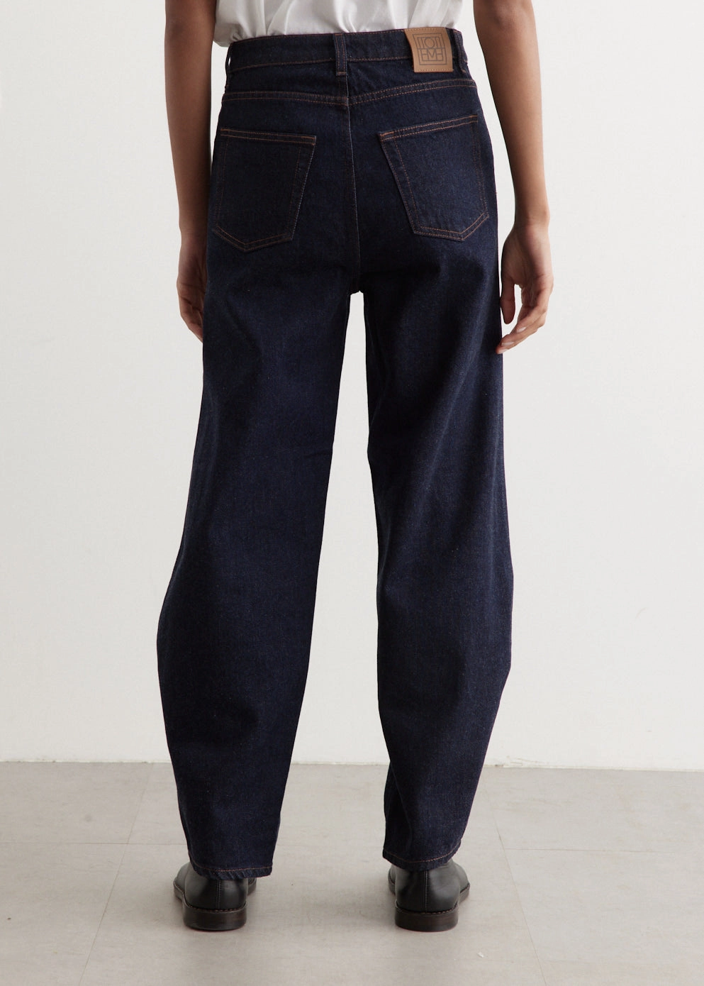 Barrel Leg Jeans 32"