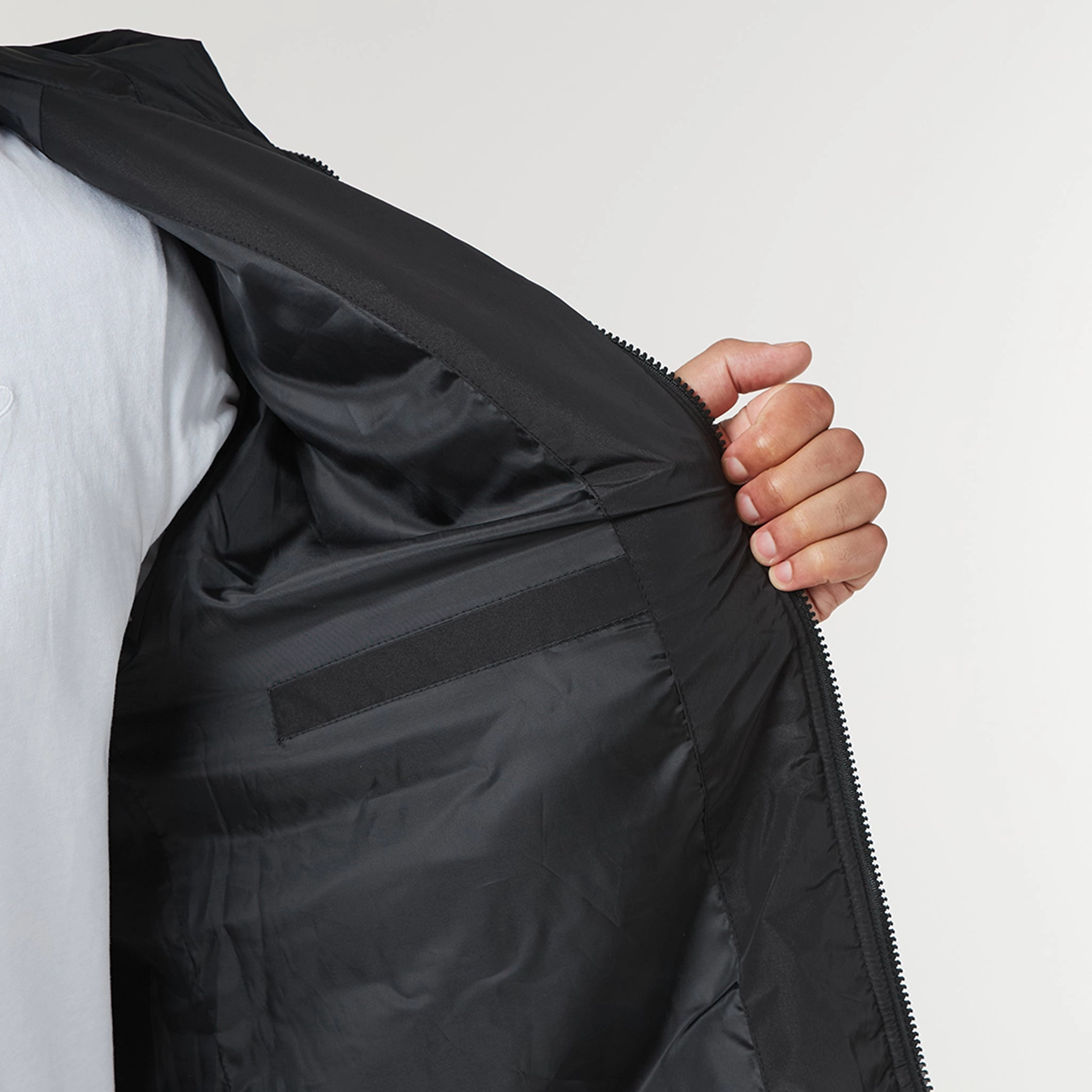 Crinkle Borg Panel Jacket | Black