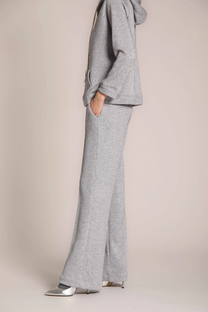 Easy Straight women's chino pants in plush jersey with lurex straight fit