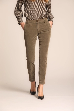 Jaqueline Archive women's  chino pants in velvet 1000-striped curvy fit