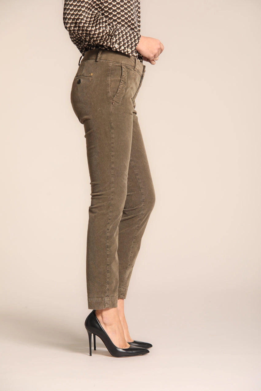 Jaqueline Archive women's  chino pants in velvet 1000-striped curvy fit