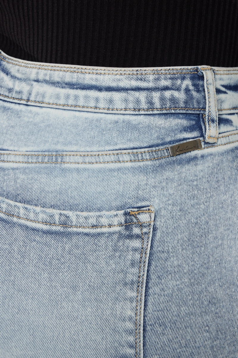 Mapel High Rise Slim Straight Jeans (Plus Size)