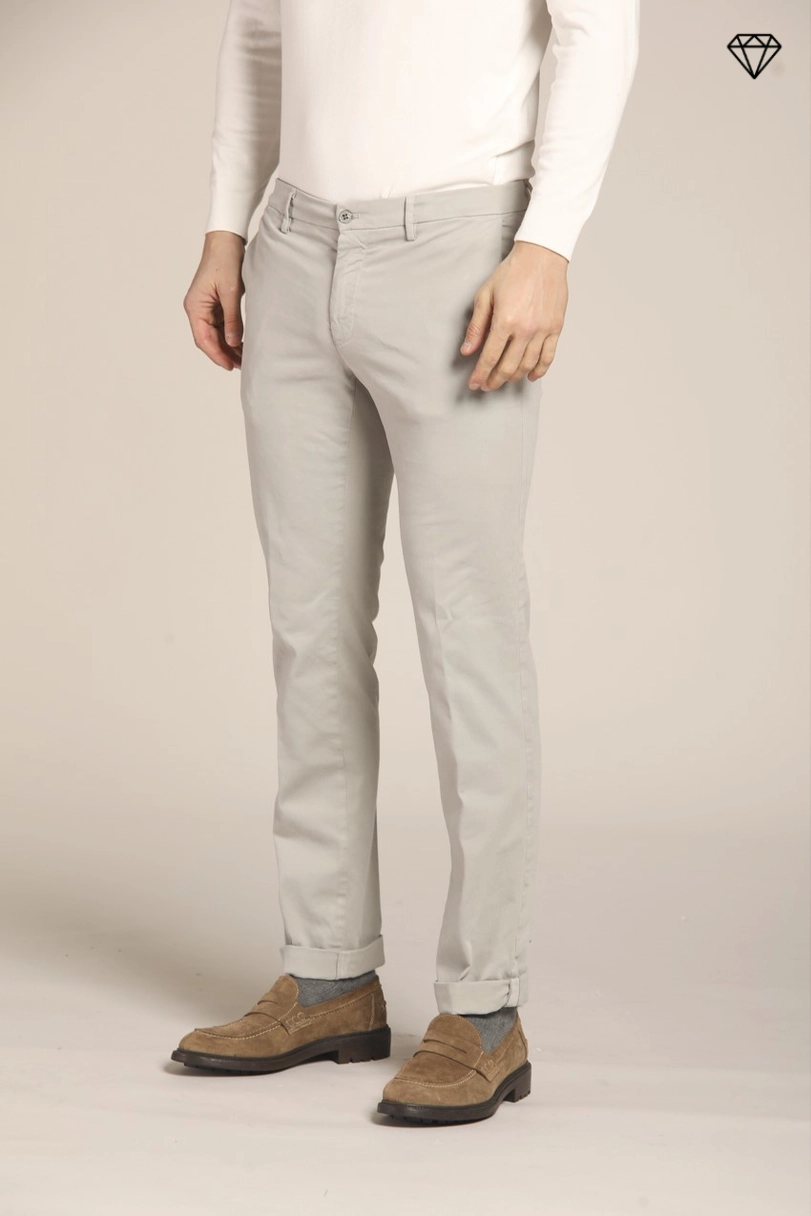 New York men's  chino pants in gabardine  stretch regular fit ①
