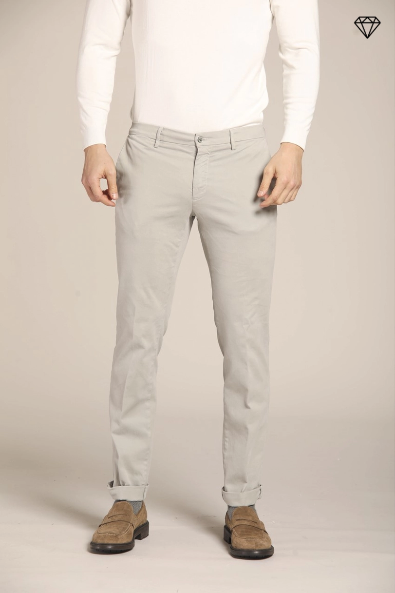 New York men's  chino pants in gabardine  stretch regular fit ①