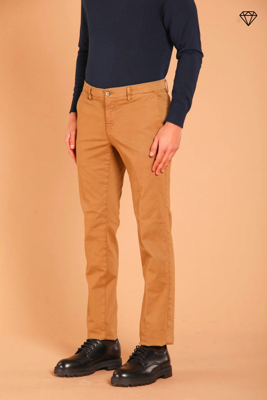 New York men's chino pants in gabardine stretch regular fit ①