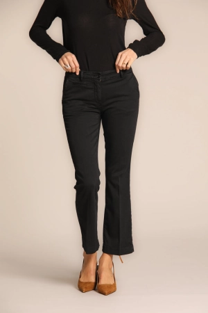 New York Trumpet women's chino pants in satin slim fit