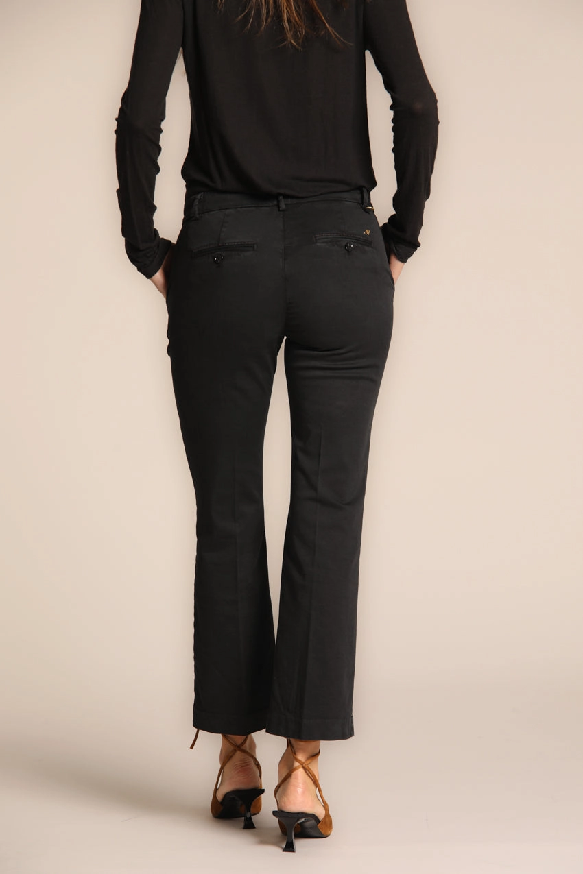 New York Trumpet women's chino pants in satin slim fit