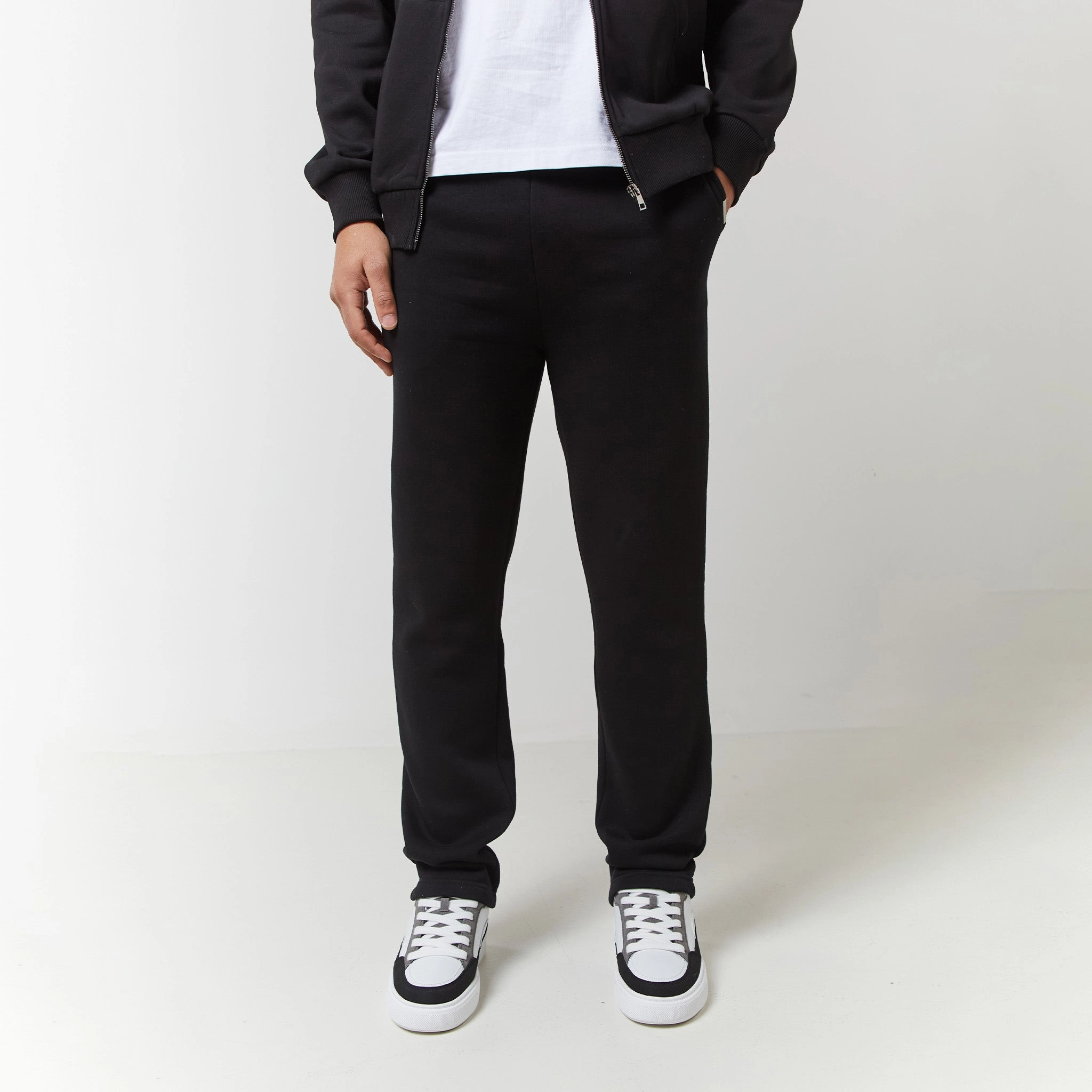 Relaxed Fit Open Hem Jogger | Black