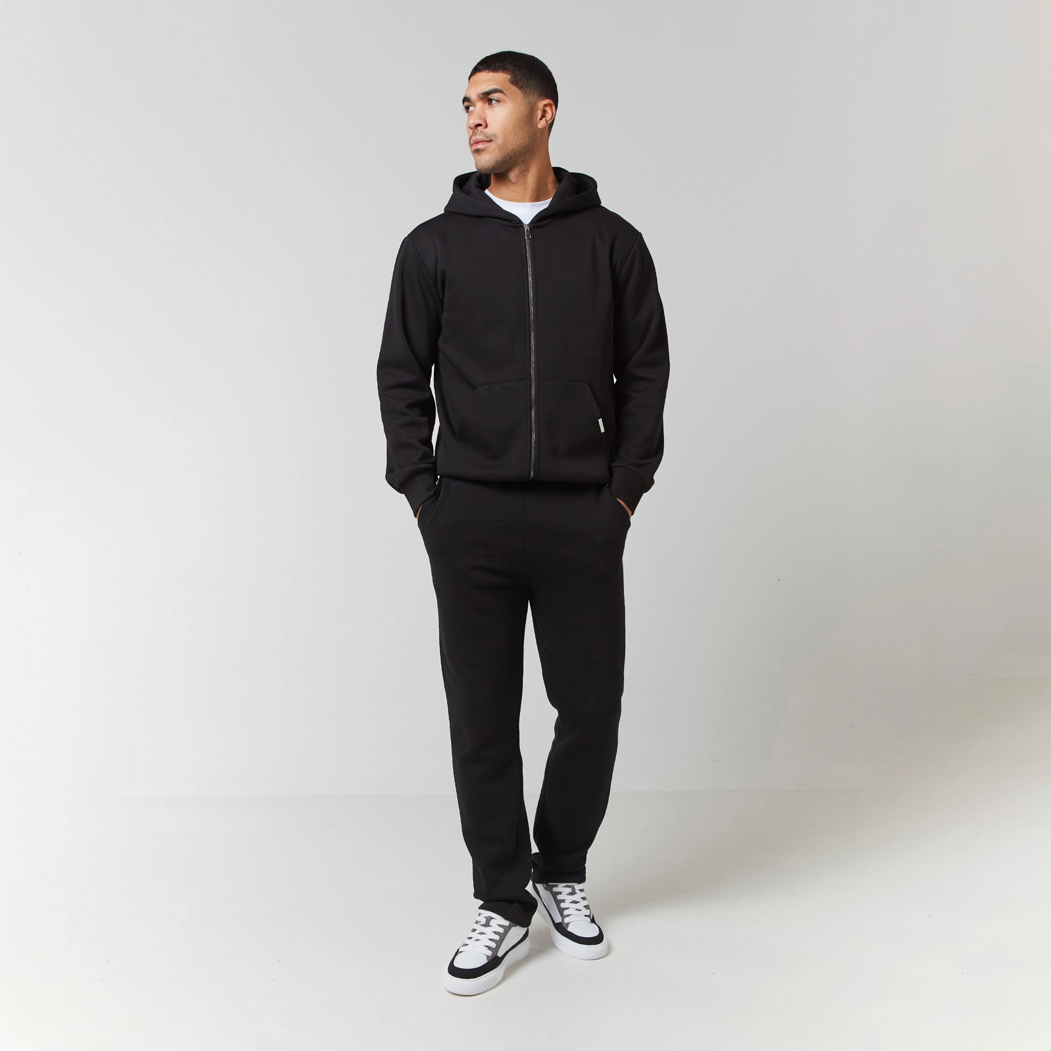 Relaxed Fit Open Hem Jogger | Black