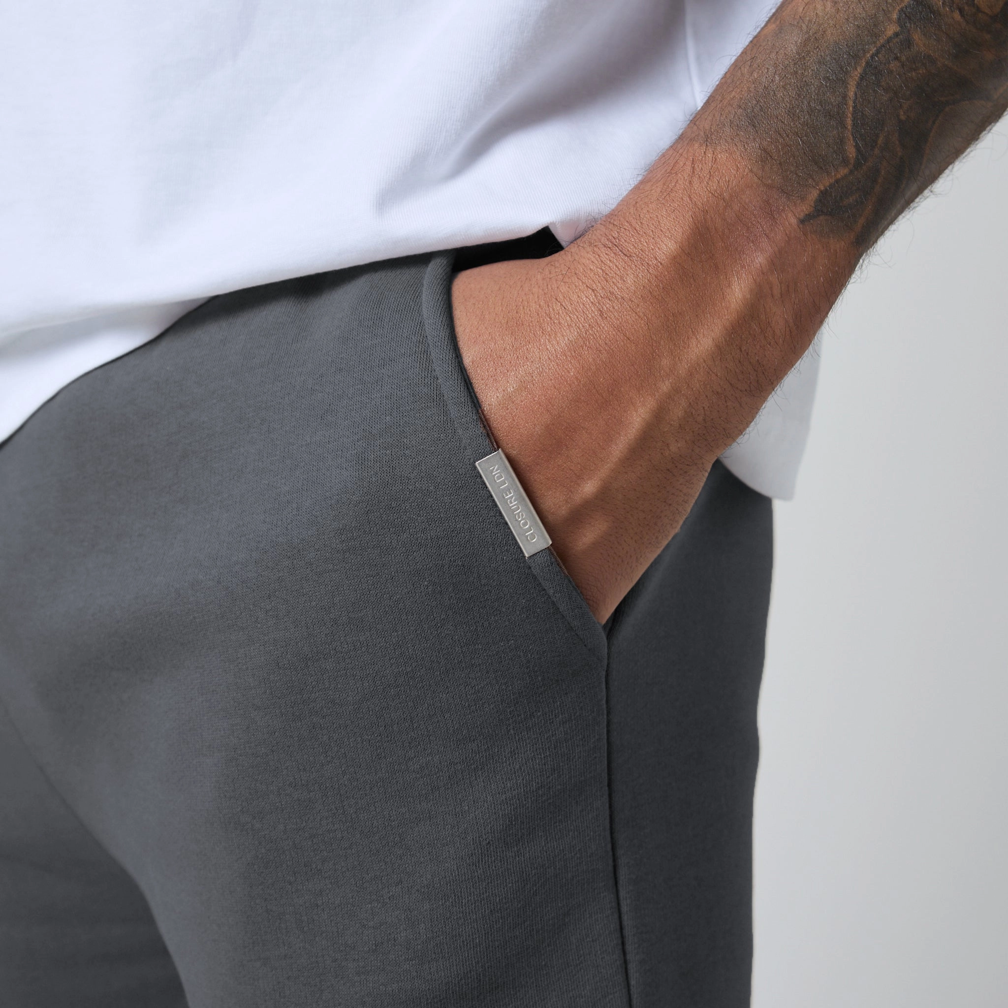 Relaxed Fit Open Hem Jogger | Graphite