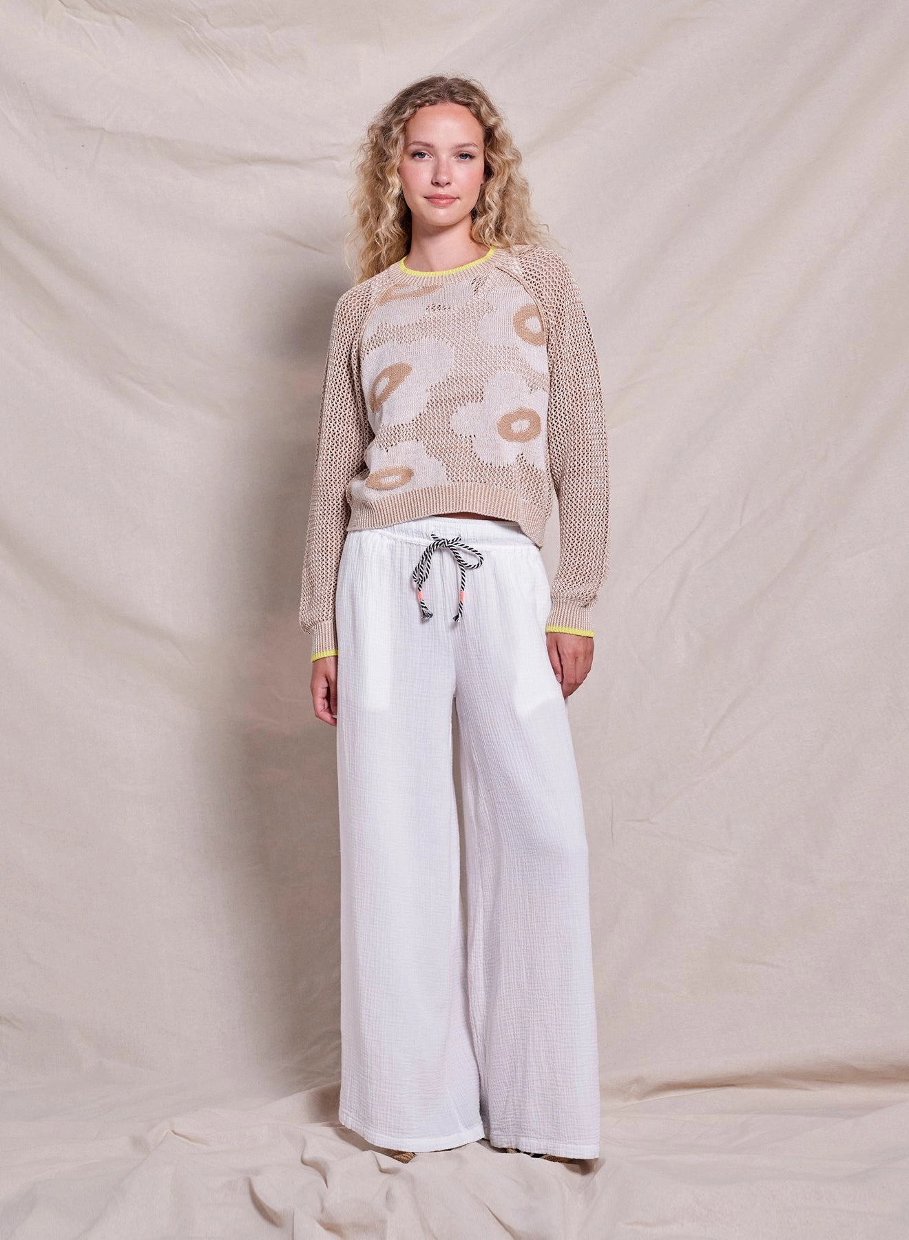 Sundry Daisy Sweater in Taupe